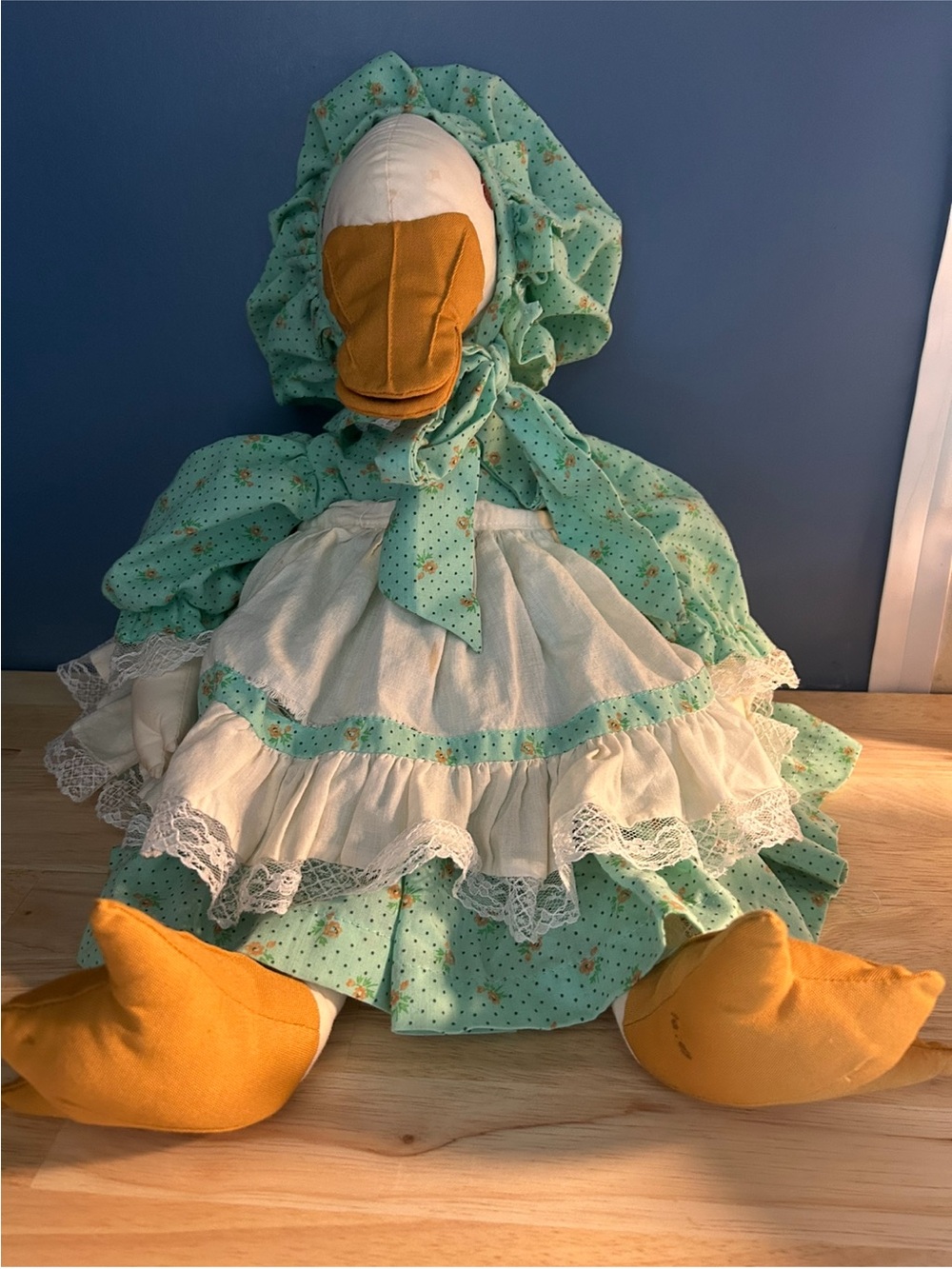 Vtg Handmade Mama Goose Fabric Stuffed Animal 25" Calico Dress Apron Bonnet
